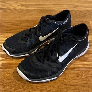 Nike Black and White Athletic Shoes